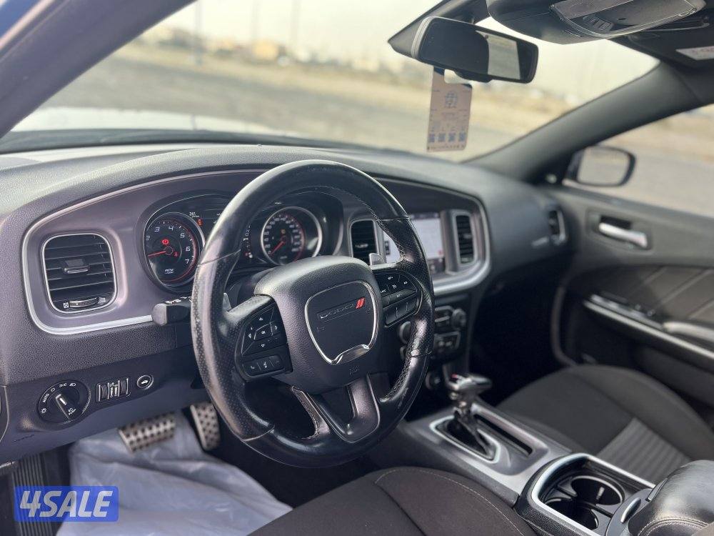 للبيع شارجر GTموديل 20205