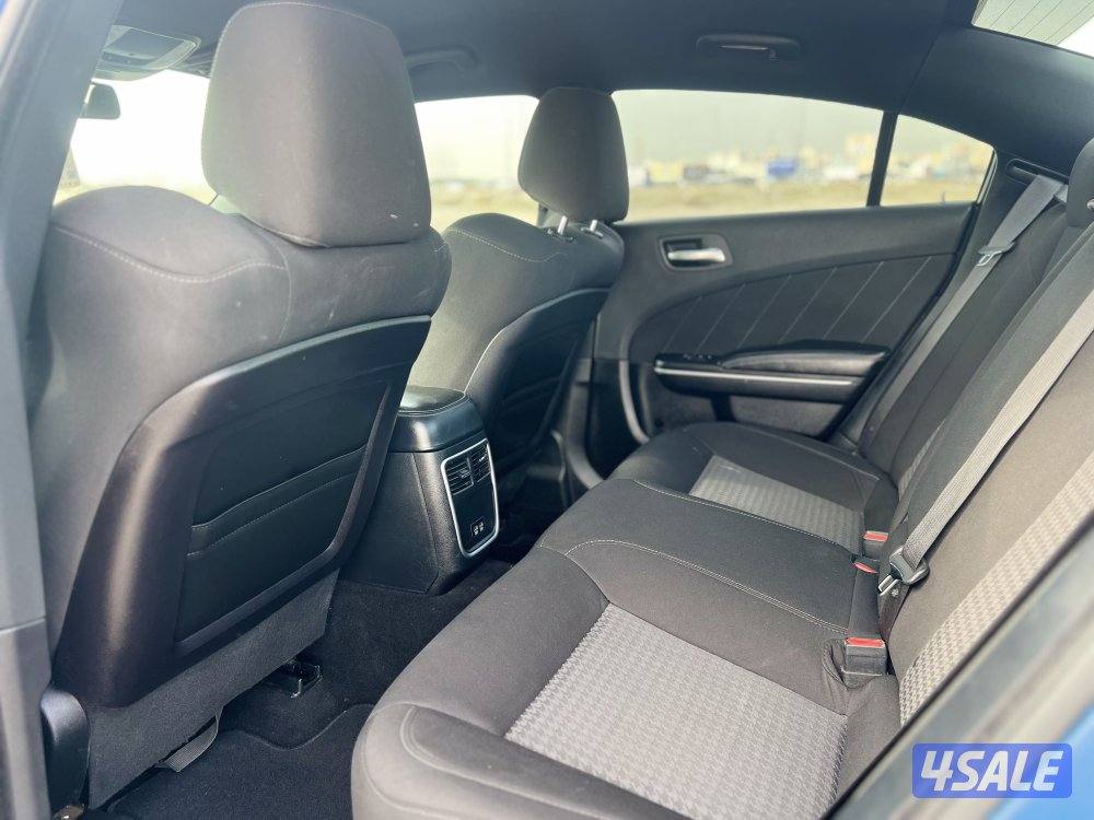 للبيع شارجر GTموديل 20207