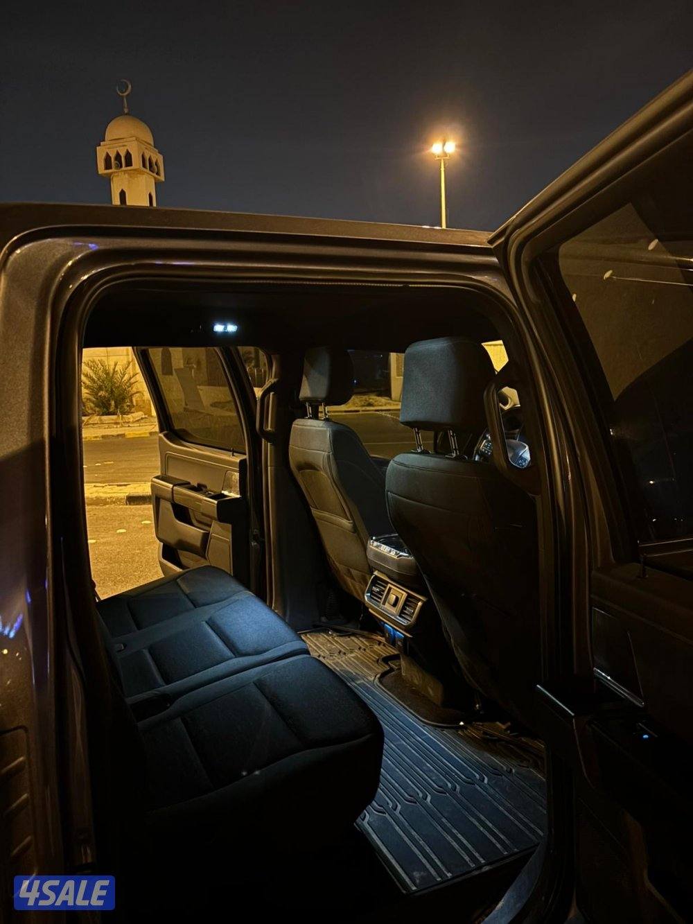 للبييع f150 xlt fx4 2022 ماشي ٥٤ الف سيرفس منتظم شاشه كبيره فحص قير3