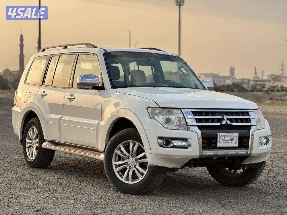 للبيع باجيرو موديل 20200