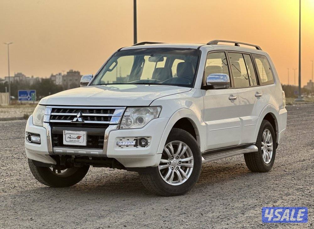 للبيع باجيرو موديل 20202