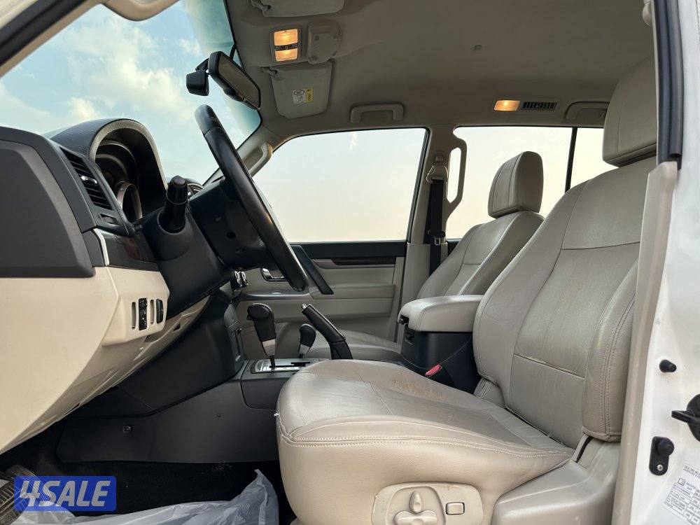 للبيع باجيرو موديل 20206