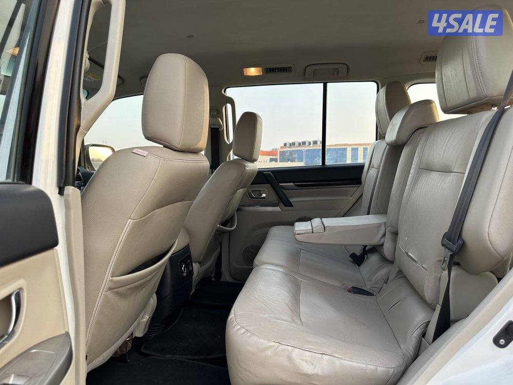 للبيع باجيرو موديل 20207