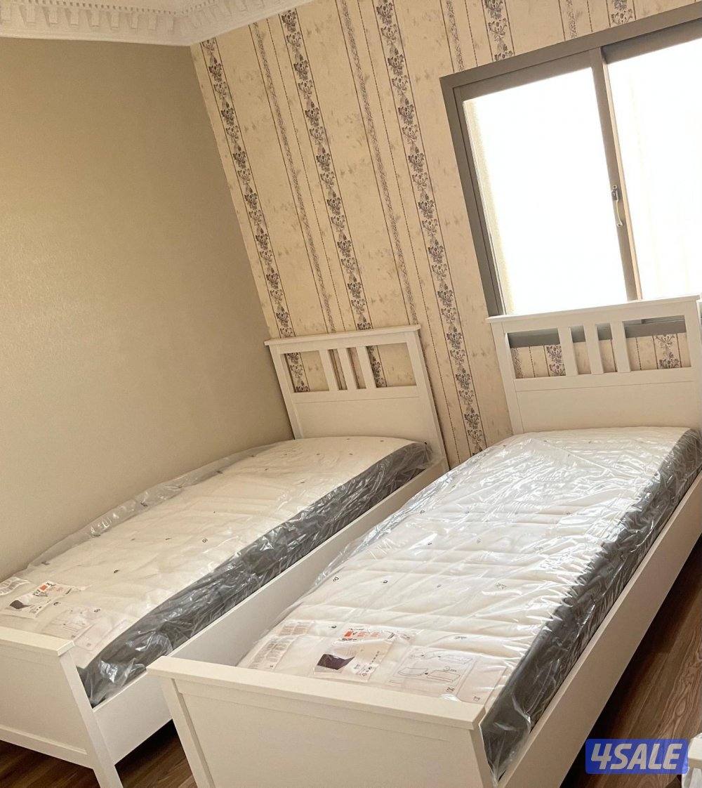 اسرة من ايكيا0