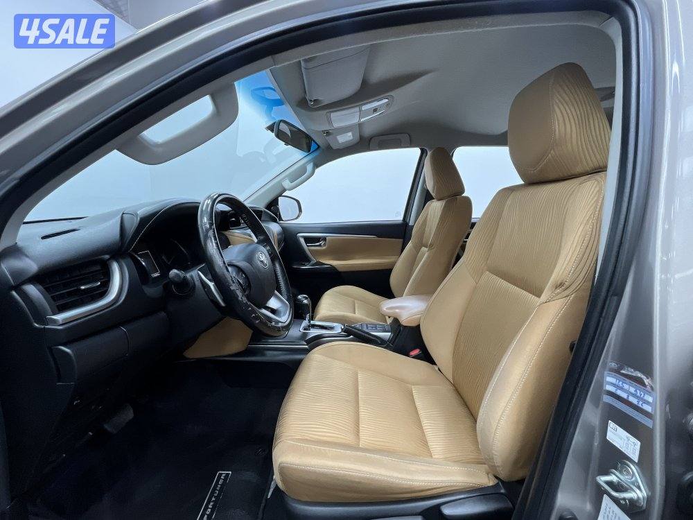 TOYOTA FORTUNER_N 21FT6M_U4