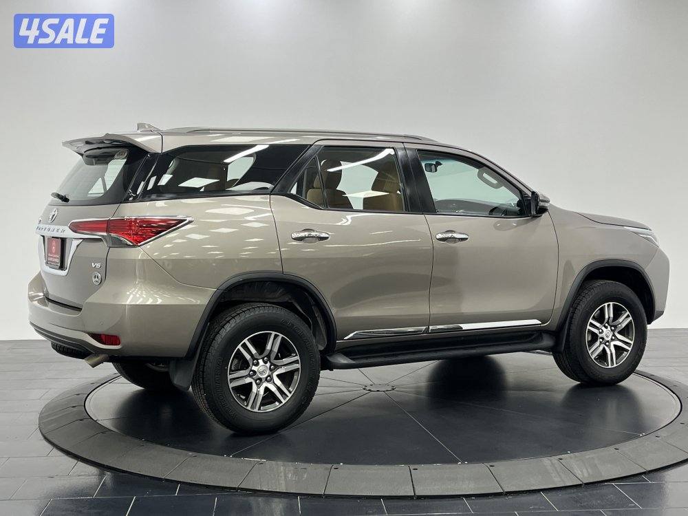 TOYOTA FORTUNER_N 21FT6M_U14