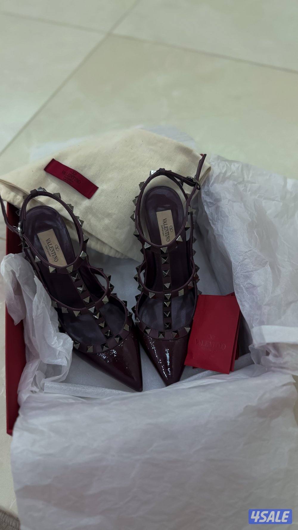 حذاء فالنتينو1