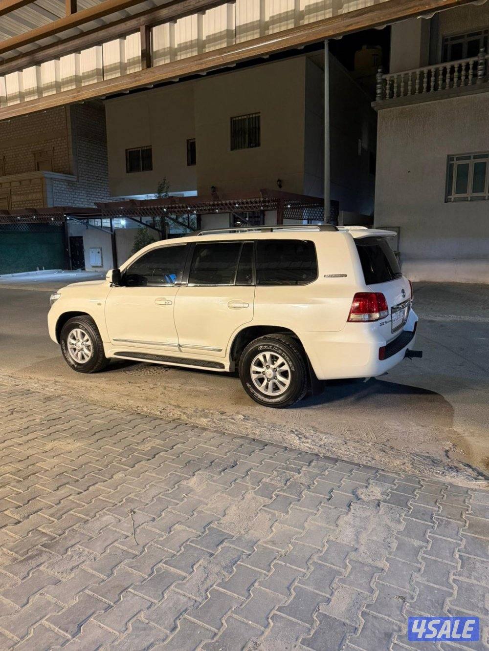 لاندGXRV8موديل2011لميتد4