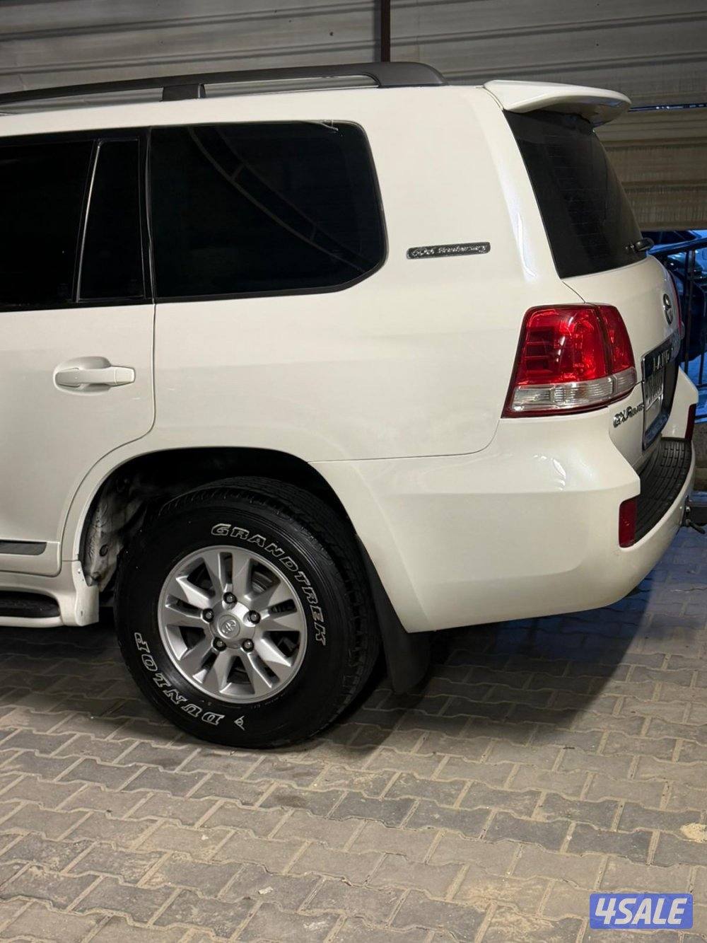 لاندGXRV8موديل2011لميتد7