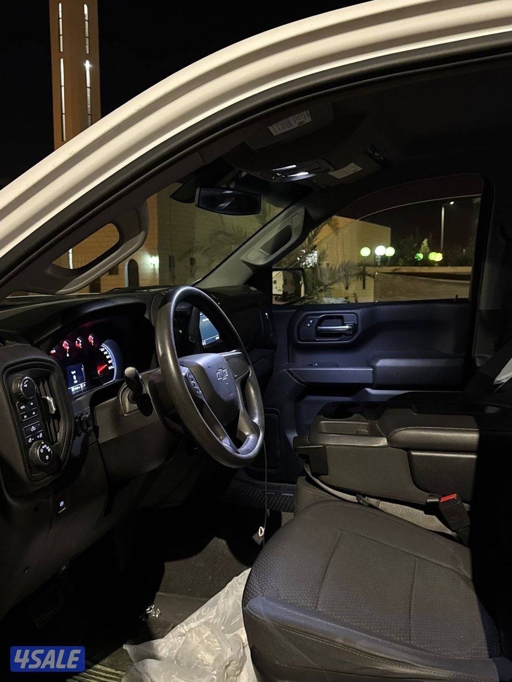 وانيت سلفرادو 2020 صبغ الوكاله5