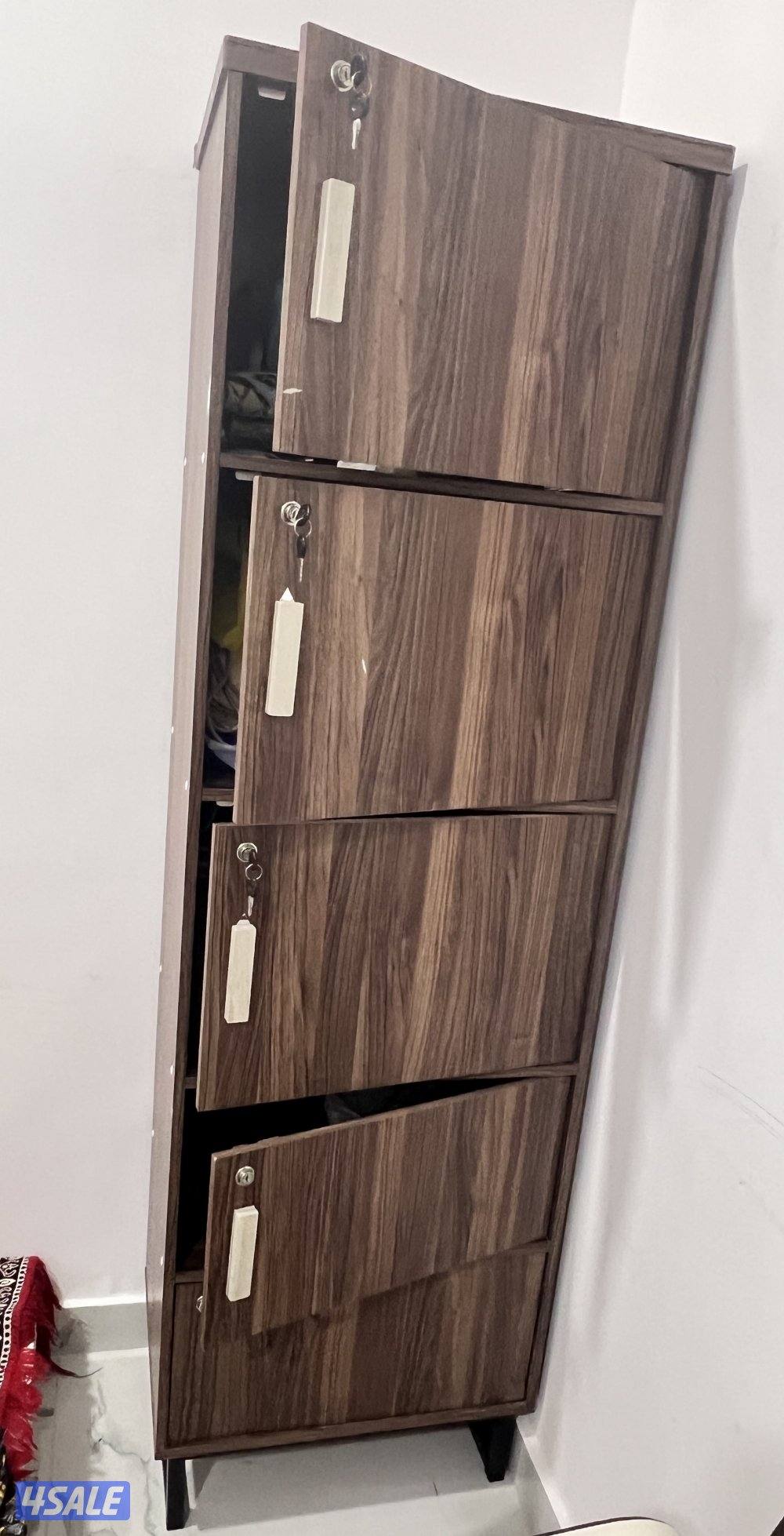 5 Compartment wooden cabinet1