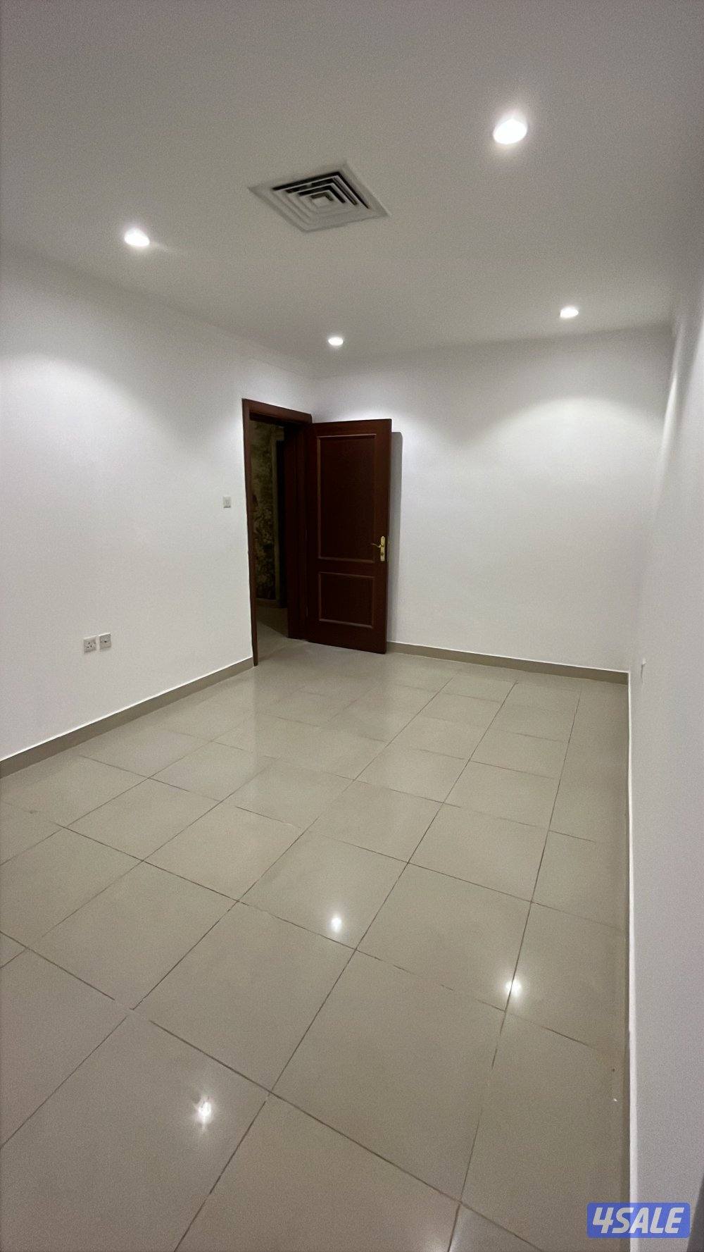 للايجار شقة بالفنطاس اطلالة بحرية2