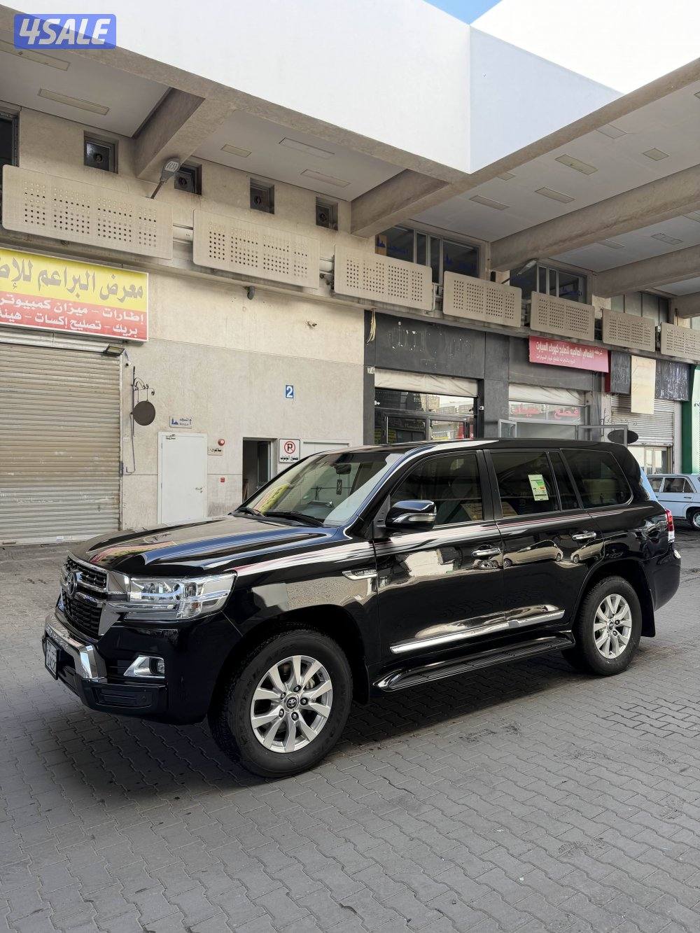 لاند كروزر الساير 6 سلندر2