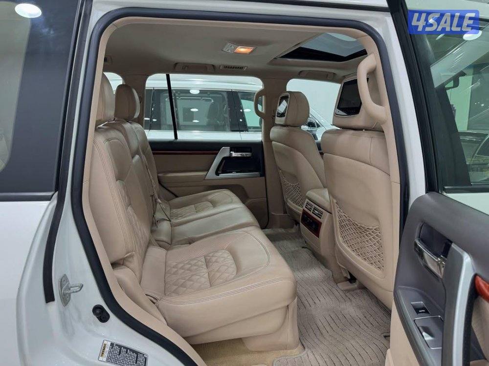 تويوتا لاندكروزر 2015 GXR وكالة البحرين جاهزة للتصدير مع التخليص13