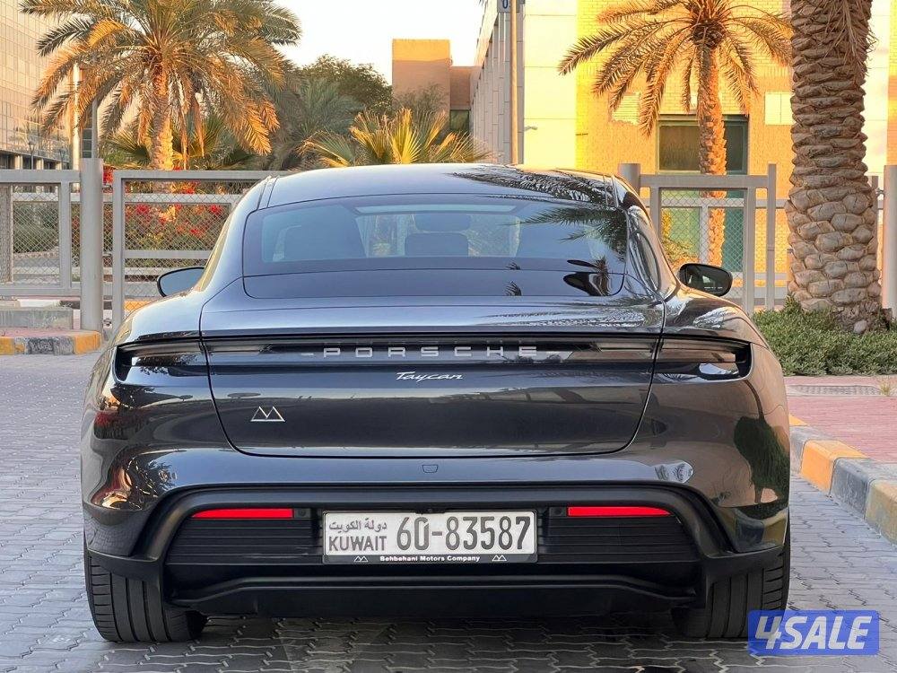بورش تايكان موديل ٢٠٢٢ ماشي ٣٧٠٠٠2