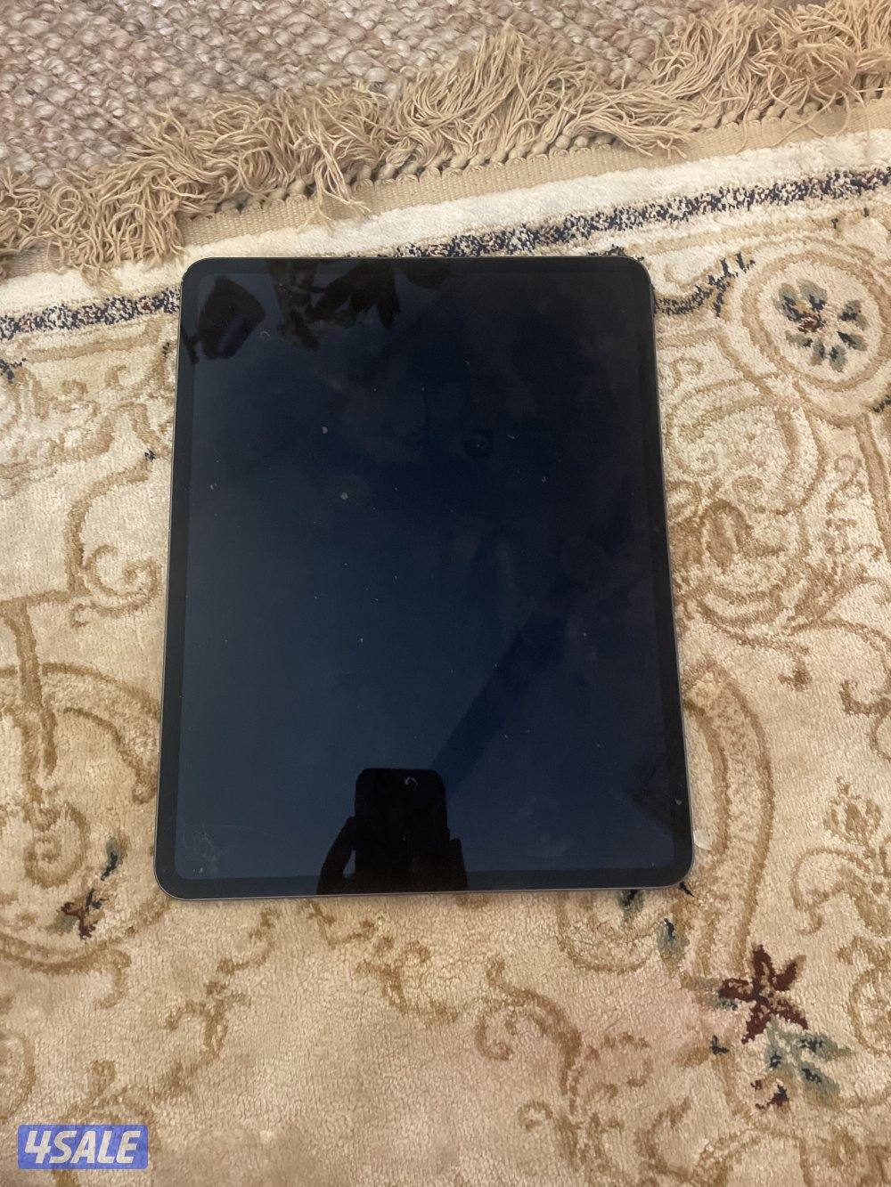 has 4 scratches around the corner and it is used original price is 3790