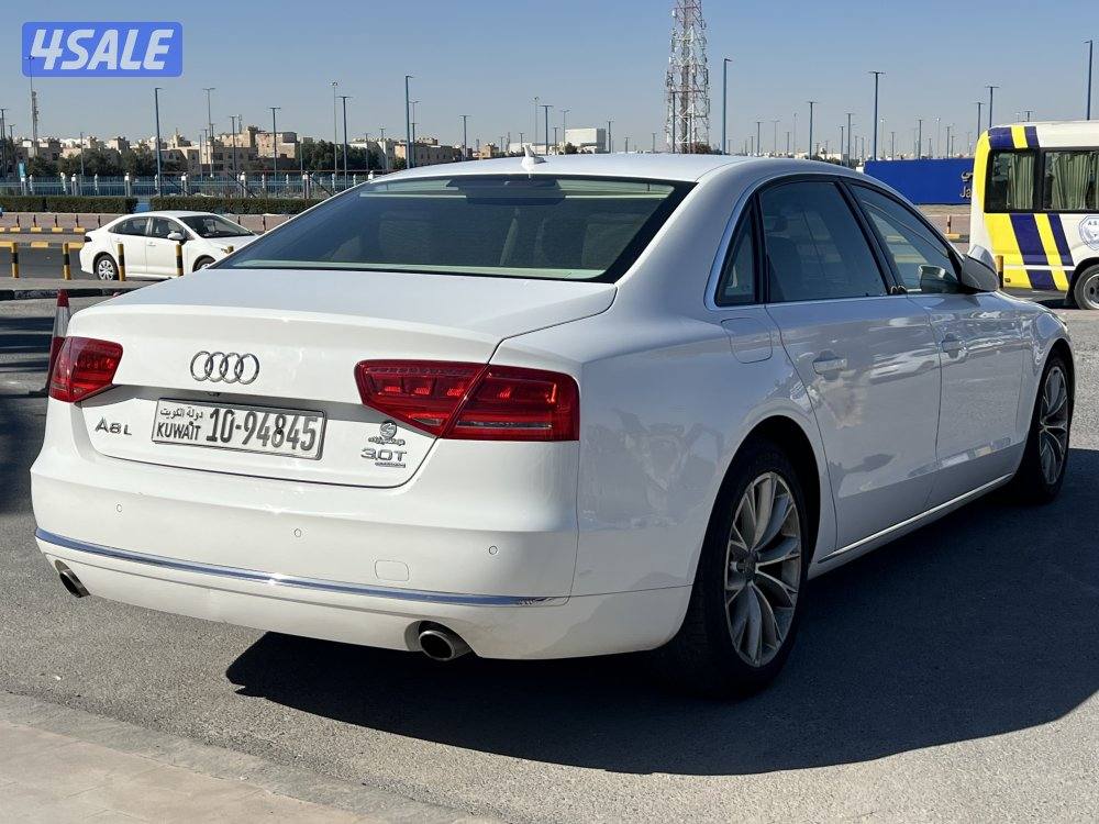 اودي A8L صبغ الوكاله للبيع موديل 20123