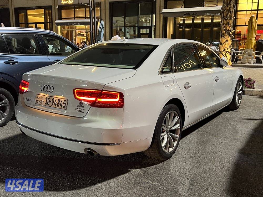 اودي A8L صبغ الوكاله للبيع موديل 201215