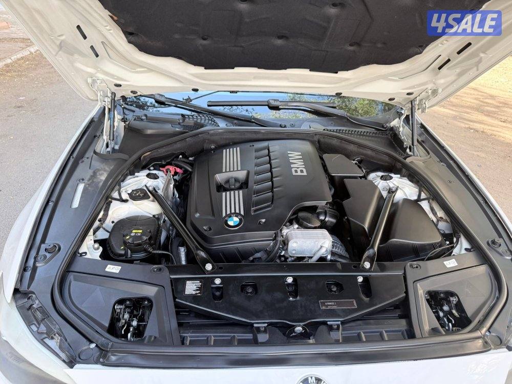 bmw 523i  2012. 92km بحالة المصنع نظيفة جدا9