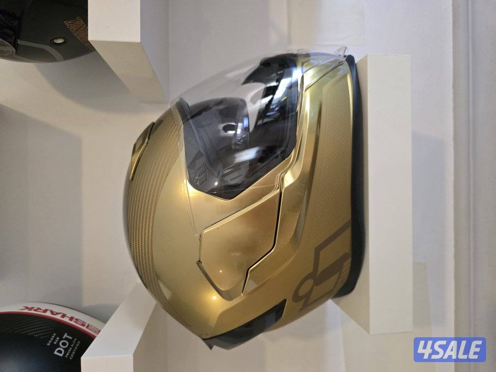 خوذ مستعملة للبيع0