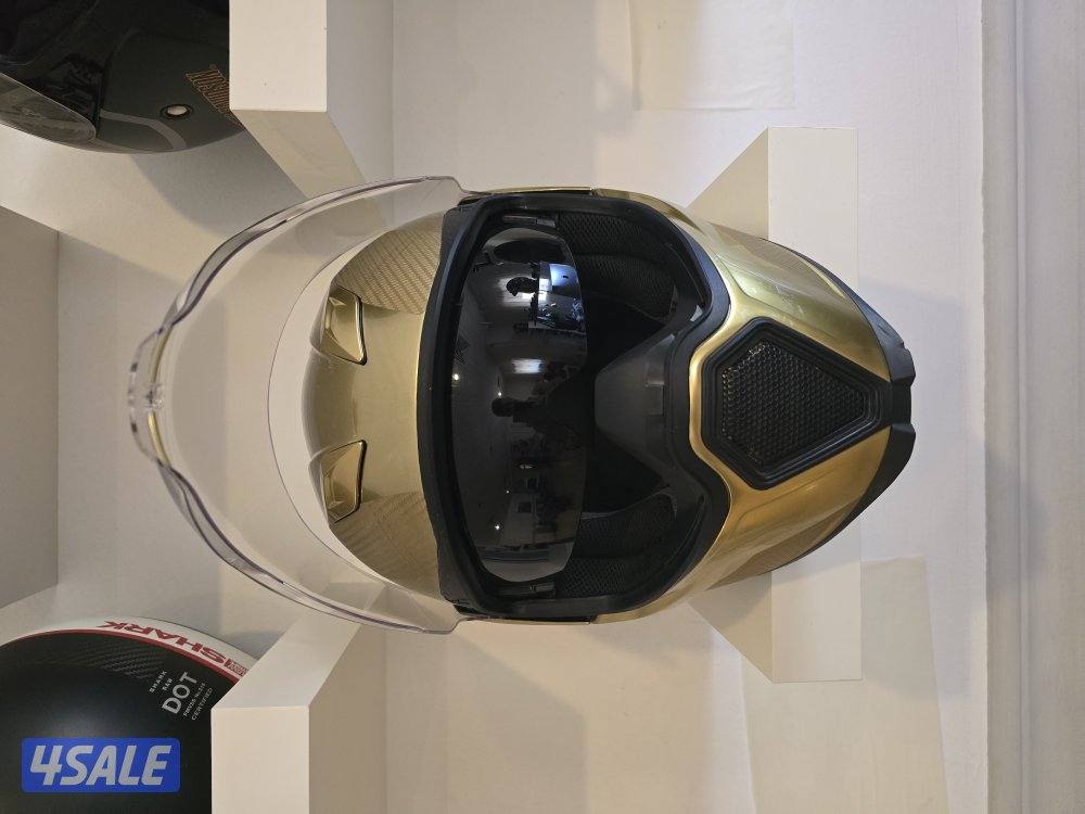 خوذ مستعملة للبيع2