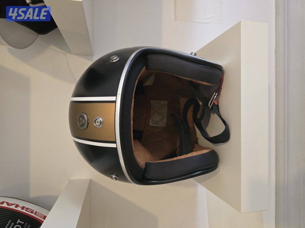 خوذ مستعملة للبيع6