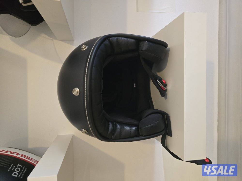 خوذ مستعملة للبيع10