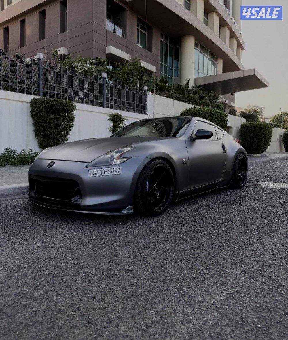 الي يدور النظيف - نيسان z370  موديل 2010  اعلى مواصفات2