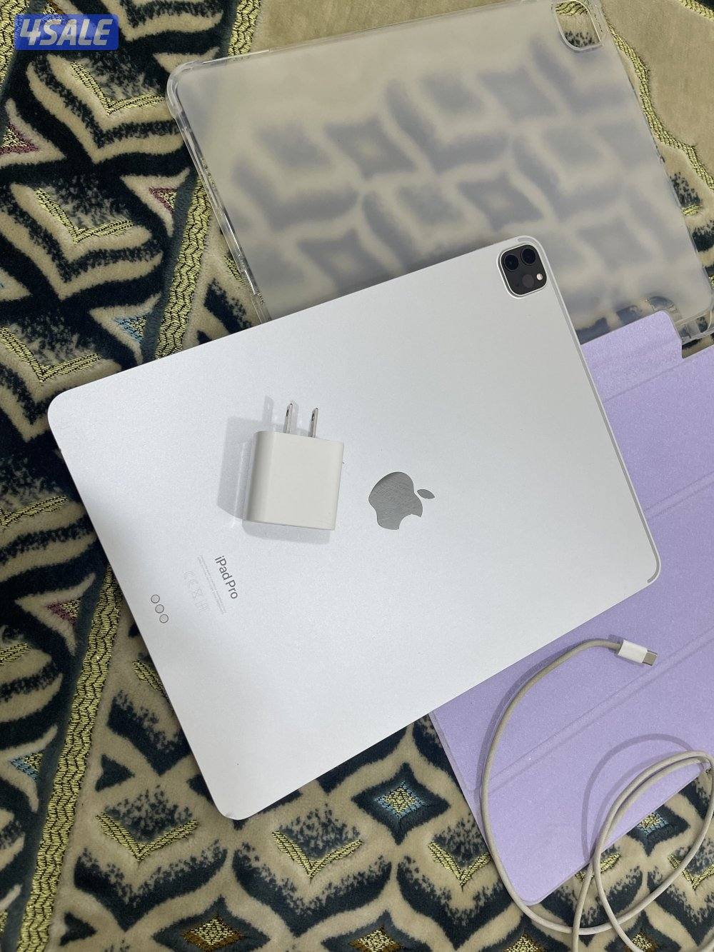 ايباد ابل برو 12.9 انش 512 قيقا الجيل السادس ام تو معالج m2 نظيف7