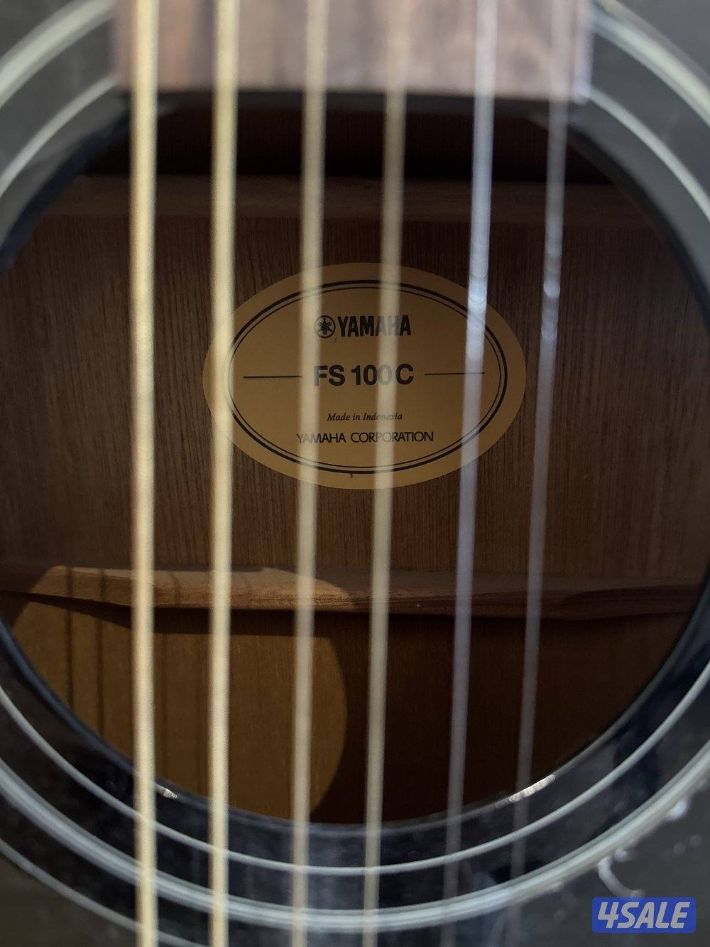 Yamaha guitar FS 100C black1