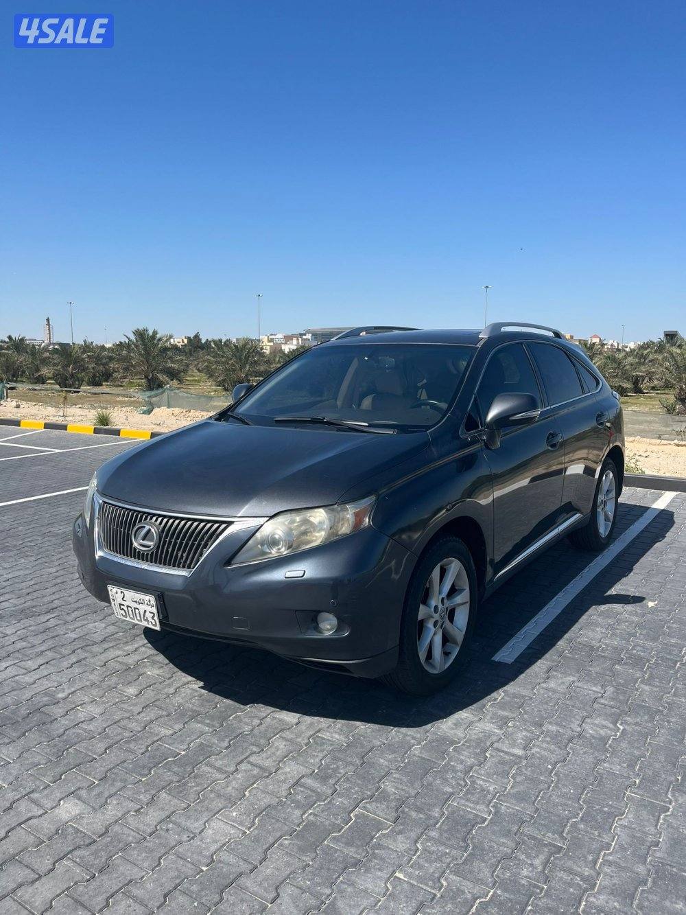 لكزس RX 350 موديل 2010 بحالة ممتازة - كاملة المواصفات0