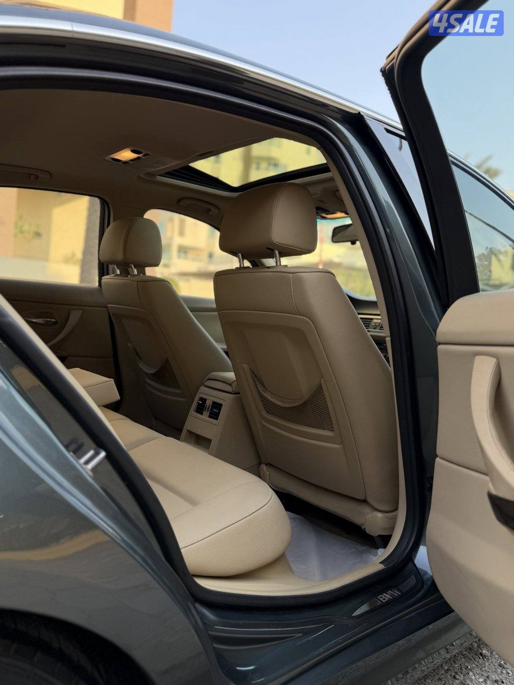 بي ام دبيلو 323 i م 2011 ماشي 85 الف فقط صبغ الوكالة . وارد الوكالة11