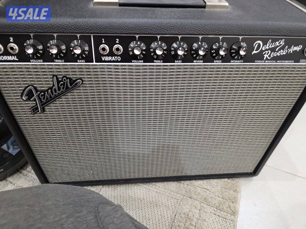 للبيع مضخم صوت فندر موديل امريكي ١٢٠ فولت fender deluxe reverb 650