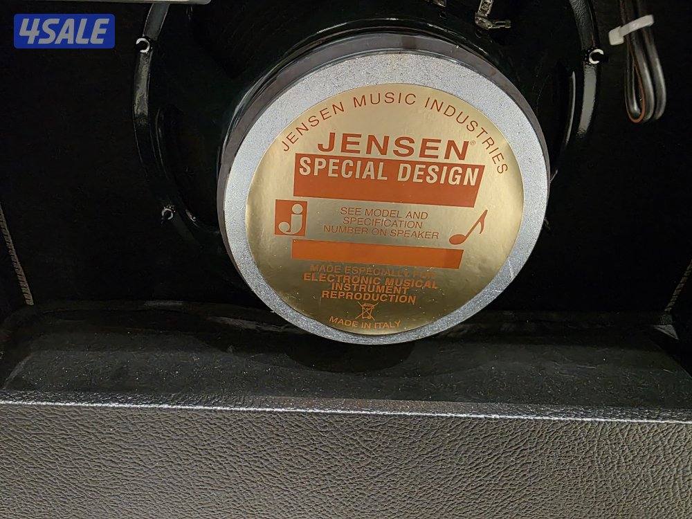 للبيع مضخم صوت فندر موديل امريكي ١٢٠ فولت fender deluxe reverb 6511