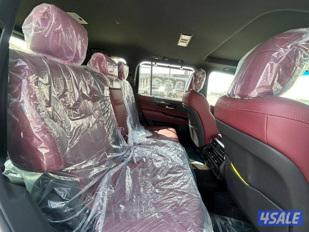 لكزس LX600 درجة ثانيه  twinturbo .V6 موديل 2023 ماشى 54.000 k.m4