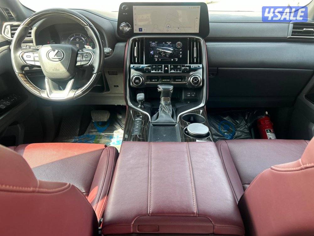 لكزس LX600 درجة ثانيه  twinturbo .V6 موديل 2023 ماشى 54.000 k.m6