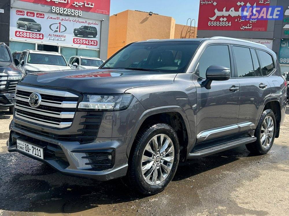 تويوتا لاند كروزر GX.R AEROs twin turbo.V6 موديل 2023 ماشى 46.000 k.m0