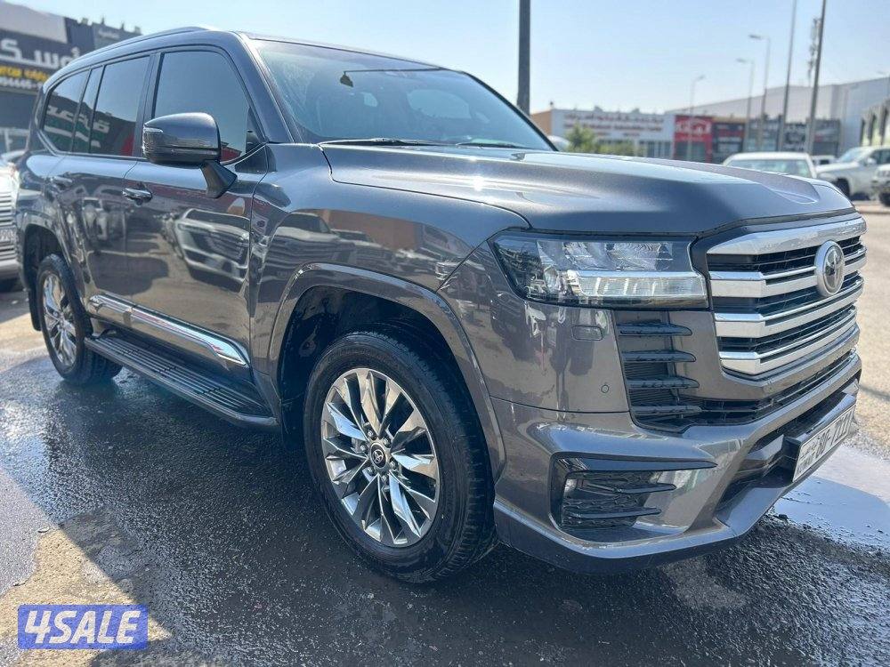 تويوتا لاند كروزر GX.R AEROs twin turbo.V6 موديل 2023 ماشى 46.000 k.m1