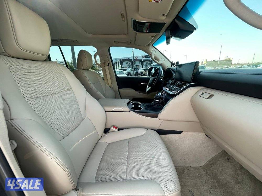 تويوتا لاند كروزر GX.R AEROs twin turbo.V6 موديل 2023 ماشى 46.000 k.m5