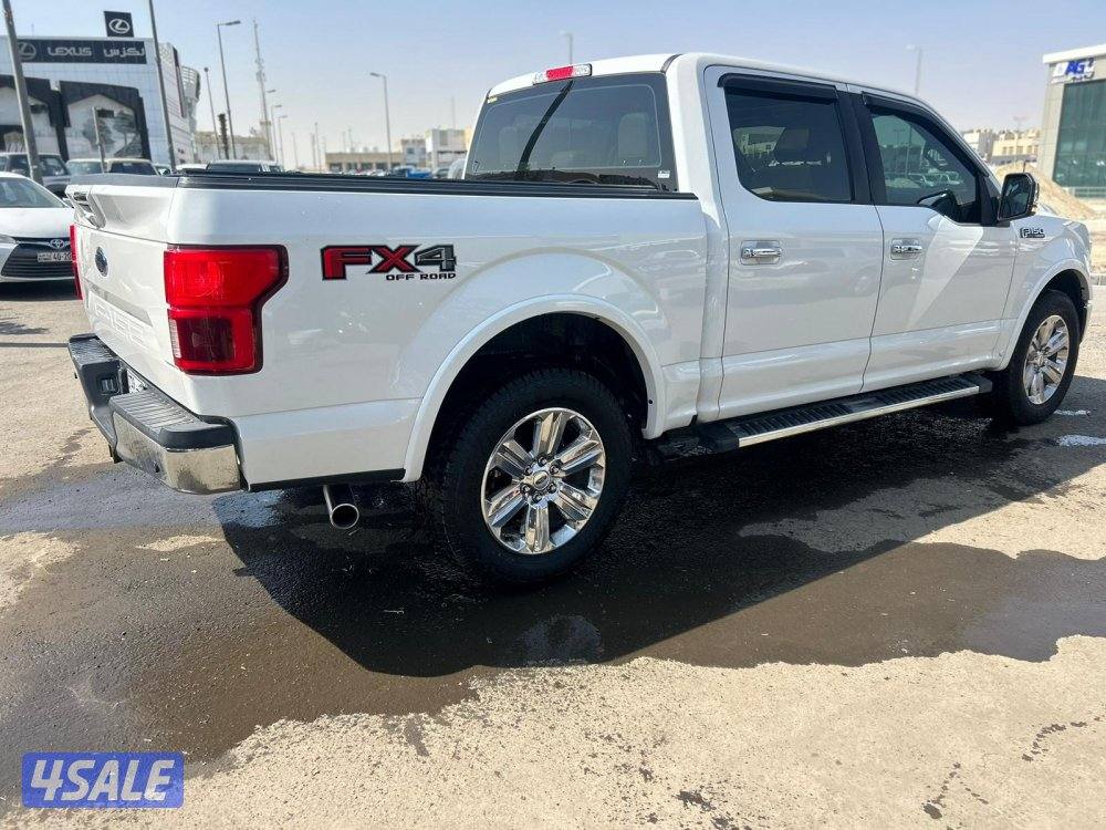 فورد LARIAT . F150  موديل 2020 ماشى 119.000 k.m3