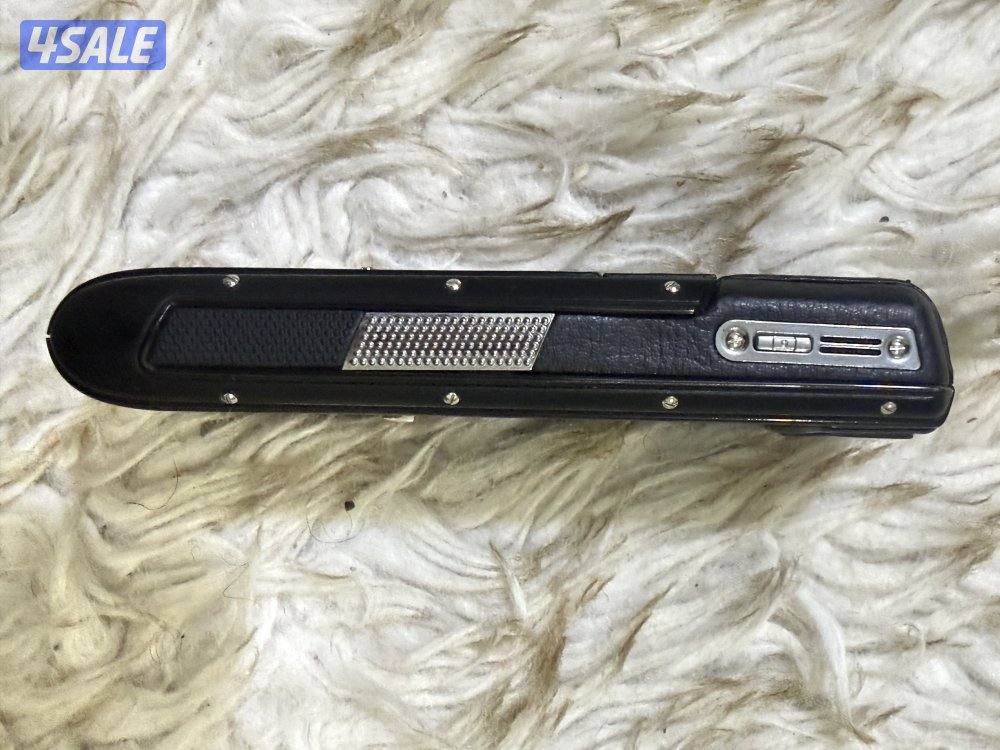 للبيع: مجموعة نادرة من هواتف VERTU الفاخرة (إصدارات كلاسيكية)12