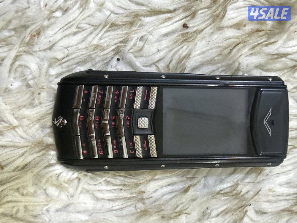 للبيع: مجموعة نادرة من هواتف VERTU الفاخرة (إصدارات كلاسيكية)13