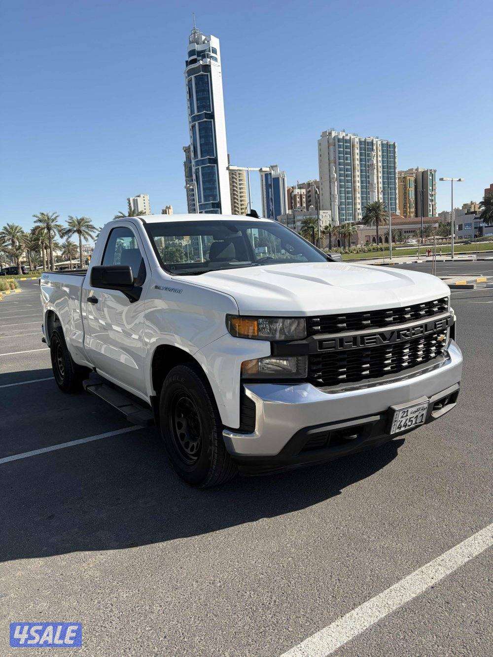 وانيت شفر سلفرادو  2022. عداد 138 الف  دبل جير1