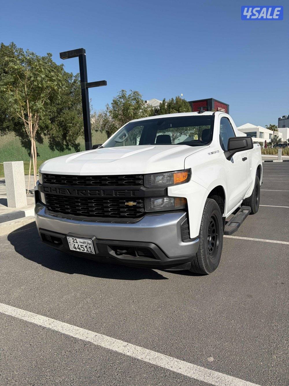 وانيت شفر سلفرادو  2022. عداد 138 الف  دبل جير2