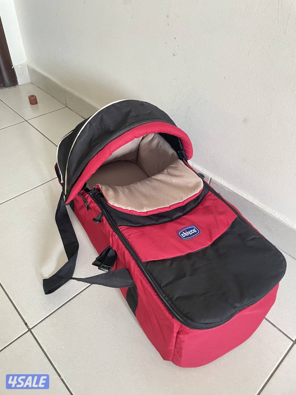 Items for sale because of traveling8