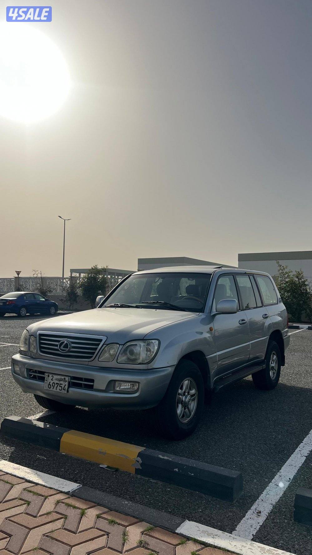 لكزس نظيف جدا0