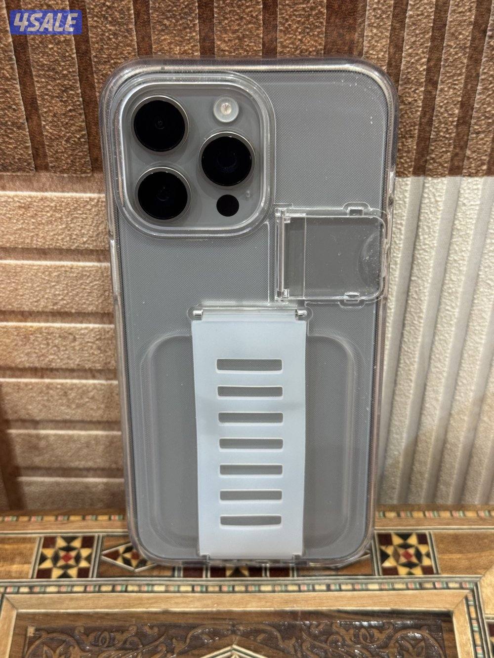 للبيع ايفون 15 برو ماكس1