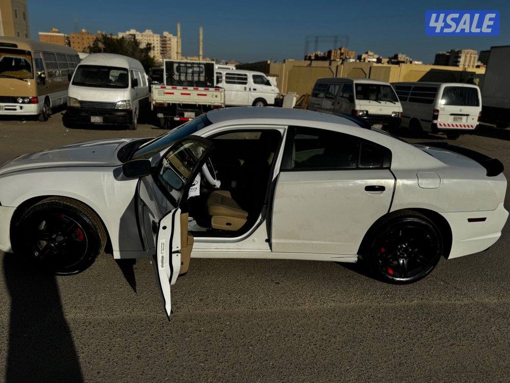 دوج جارجر موديل 2014 6 سلندر شرط الفحص بيعه سريعه5