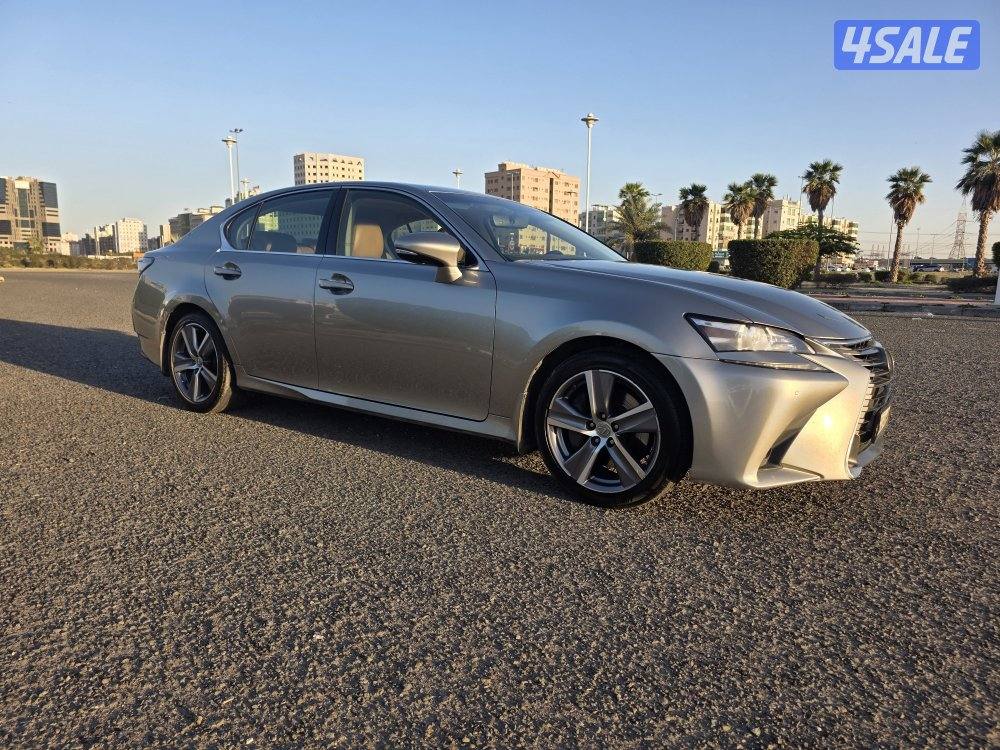 للبيع لكزس gs 2016 الساير1