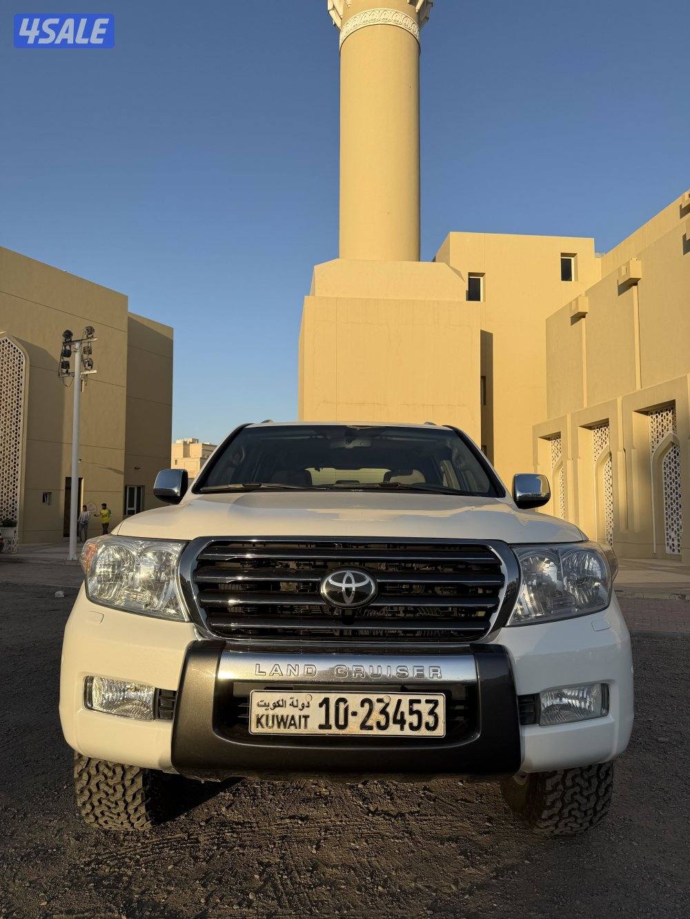 لاندكروزر Gxr ٨ سلندر1